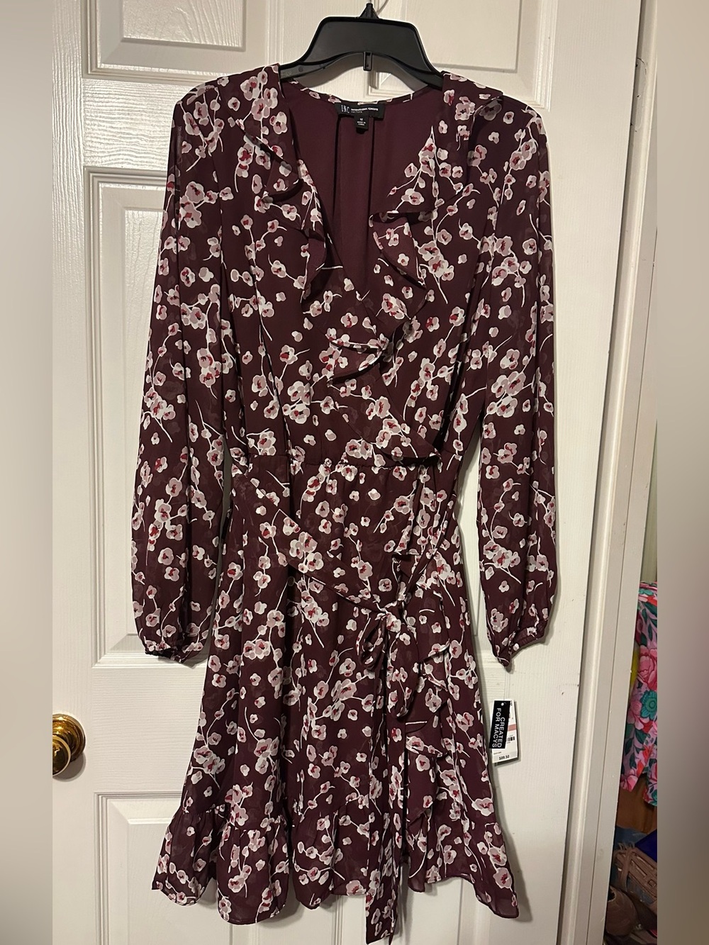 New INC INTERNATIONAL CONCEPTS Sz 12 Wine Floral Surplice V-Neck Long-Sleeve
